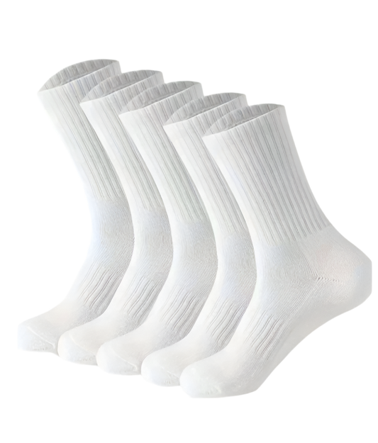 5 Pairs of white Socks